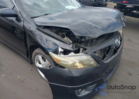 2011 Toyota Camry Se z USA, uszkodzony, nr VIN 4T1BF3EKXBU159232